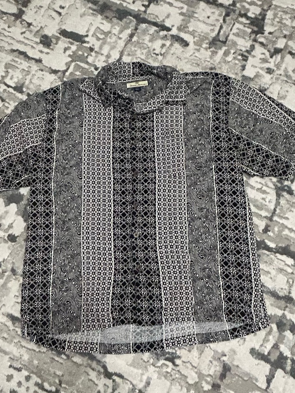 Tommy Bahama Men's Short-Sleeve Patterned Shirt - Black and White